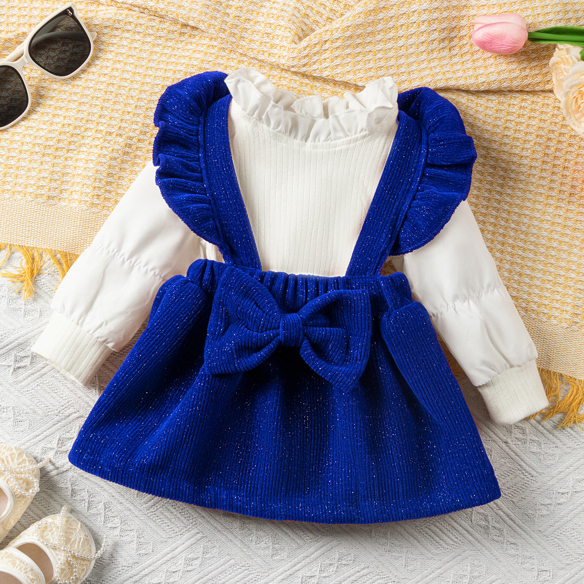 女童套装女宝宝加厚打底衫木耳花边裙子两件套圣诞 Girls' Outfit Set: Baby Girl Thickened Base Layer Top and Ruffle Skirt Two-Piece Set for Christmas