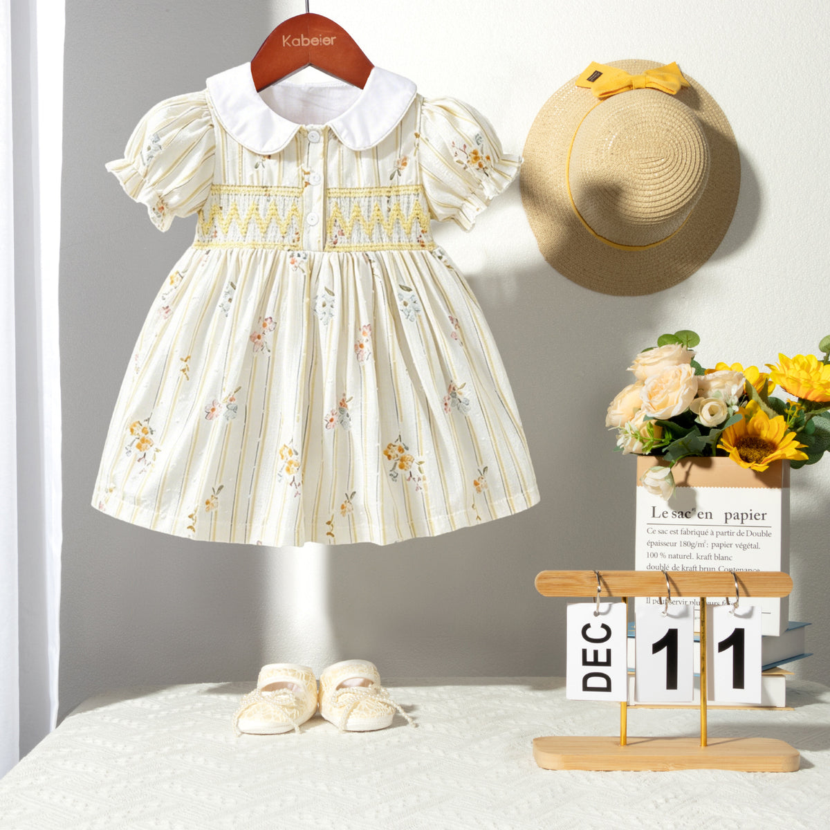 女童短袖打揽连衣裙夏季娃娃领花苞袖公主童裙 Girls' Short-Sleeve Ruched Dress, Summer Peter Pan Collar, Puff Sleeves, Princess Style