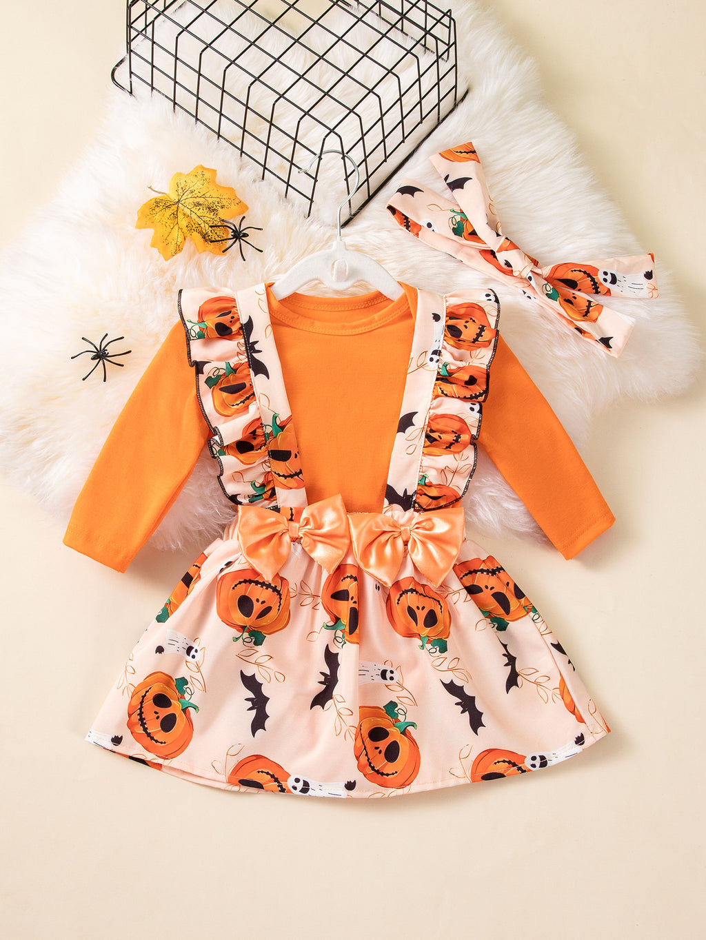 万圣节裙套装宝宝长袖三角哈衣荷叶边南瓜印花背带裙派对服 Halloween Dress Set for Babies: Long-Sleeve Triangle Rompers with Ruffles and Pumpkin Print Overalls—Party Outfit