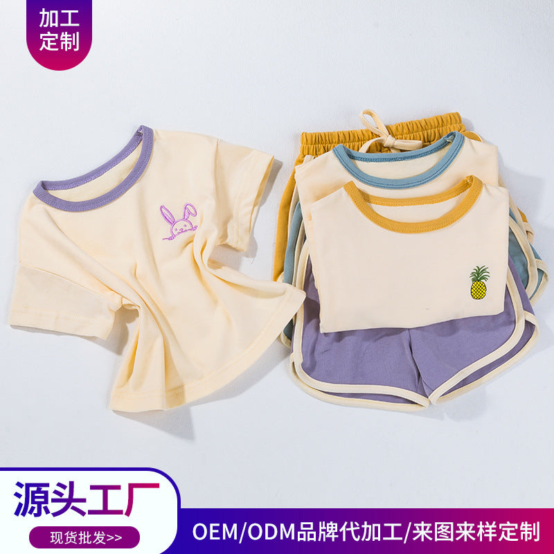 夏薄款男女宝宝休闲纯棉两件套卡通刺绣T恤短裤套装 Two-Piece Set for Baby Boys and Girls: T-Shirt and Shorts Set with Cartoon Embroidery