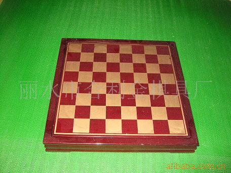 合利金厂家直销国际象棋 木制拼格国际象棋 定制木制棋盒国际象棋Helijin Factory Direct Sales of Chess Sets, Wooden Checkered Chess Sets, Customised Wooden Chess Box Sets