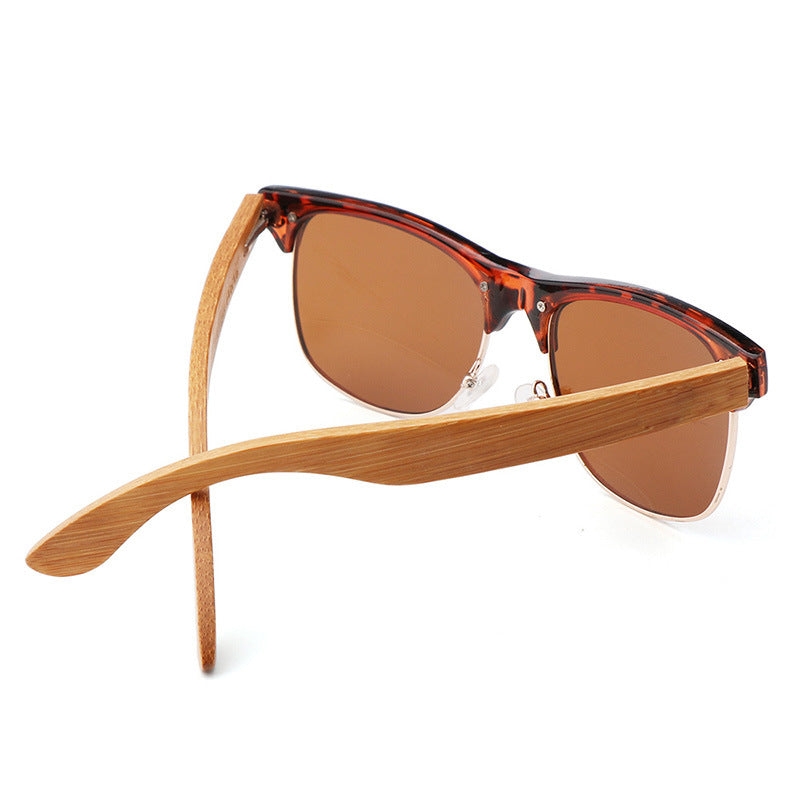 时尚金属太阳眼镜Stylish metal sunglasses