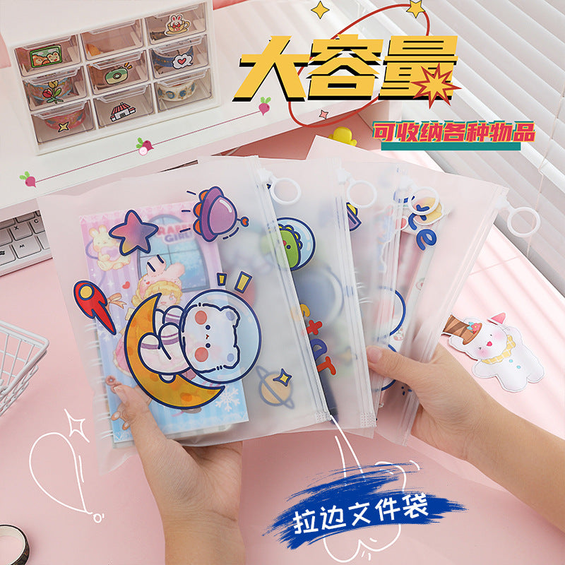 MOKA防水拉边袋小清新PVC学生笔袋收纳袋指环可爱卡通文件袋MOKA Waterproof Zipper Pouch: Fresh and Cute PVC Student Pencil Case, Storage Pouch, Ring-Style Cute Cartoon Document Pouch