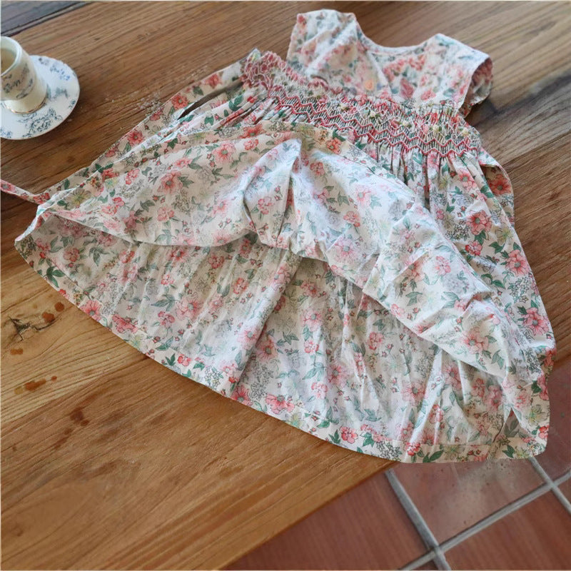 女童娃娃领无袖碎花连衣裙手工打揽刺绣田园小清新休闲Girls' Sleeveless Floral Print Dress with Peter Pan Collar, Hand-Embroidered, Rustic, Fresh, and Casual