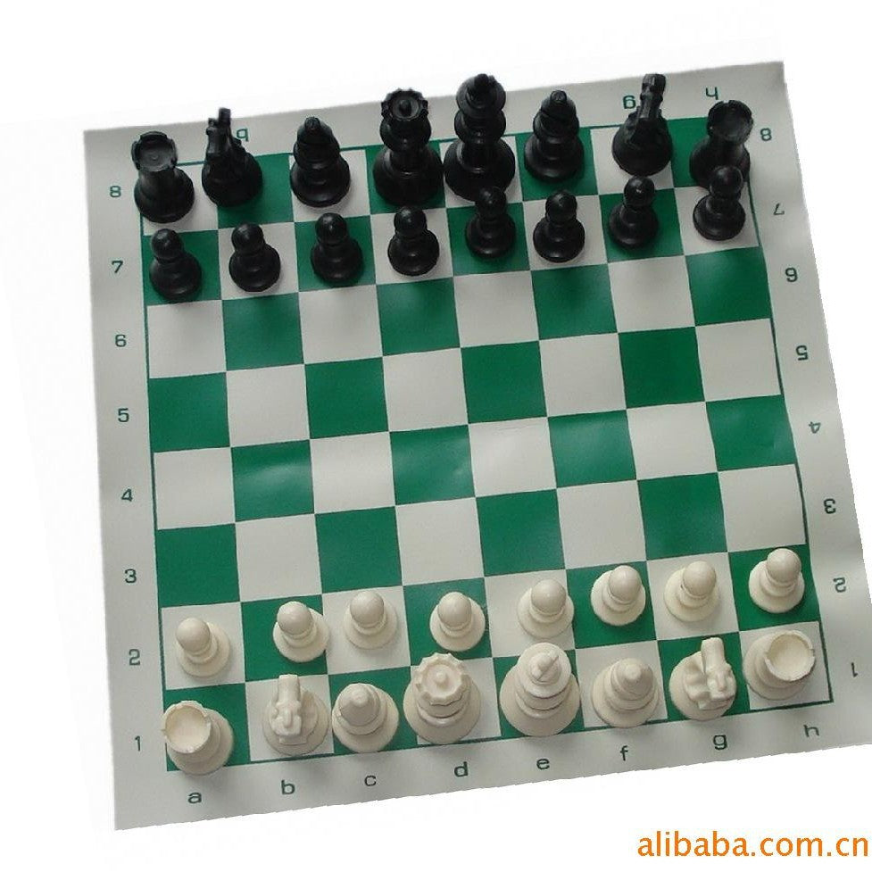 厂家直销户外便携国际象棋 塑料棋子国际象棋 PU袋装国际象棋Factory-direct outdoor portable chess sets, plastic chess pieces, chess sets in PU pouches