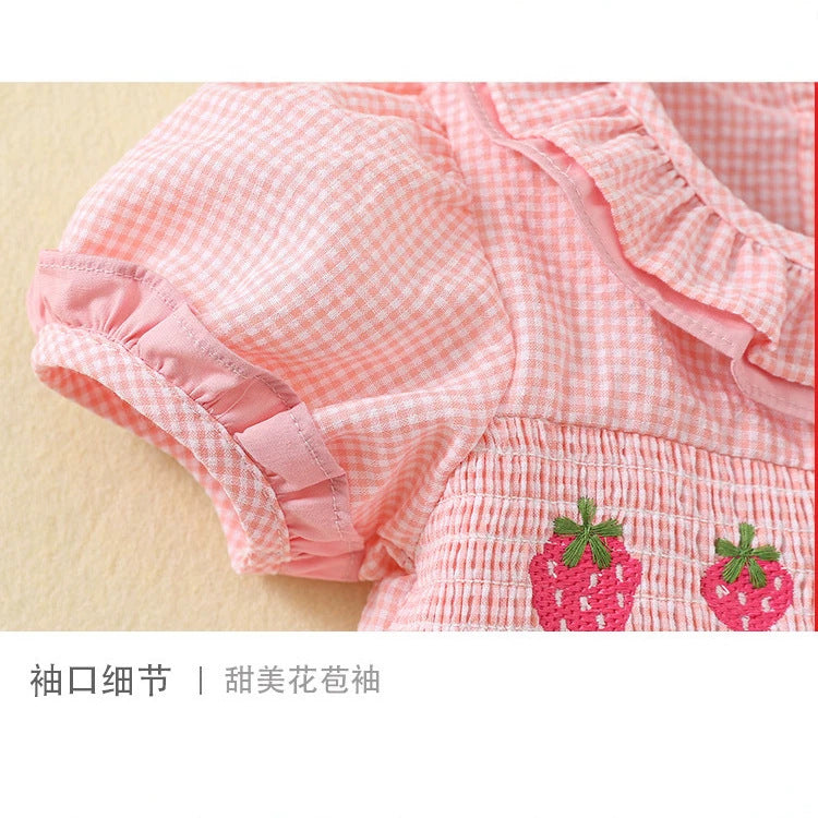 女童夏季打揽娃娃领草莓刺绣泡泡袖公主裙韩系格子连衣裙 Girls' Summer Dresses: Doll-Collar Strawberry-Embroidered Puff-Sleeve Princess Dress, Korean-Style Checkered Dress
