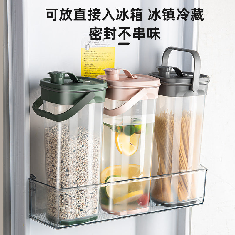 家用带刻度家用耐高温冷水壶 塑料制通用可装水果奶茶凉水壶 Household High-Temperature-Resistant Water Pitcher with Measurement Markings—Plastic, Versatile, Suitable for Fruit, Milk Tea, and Cold Water