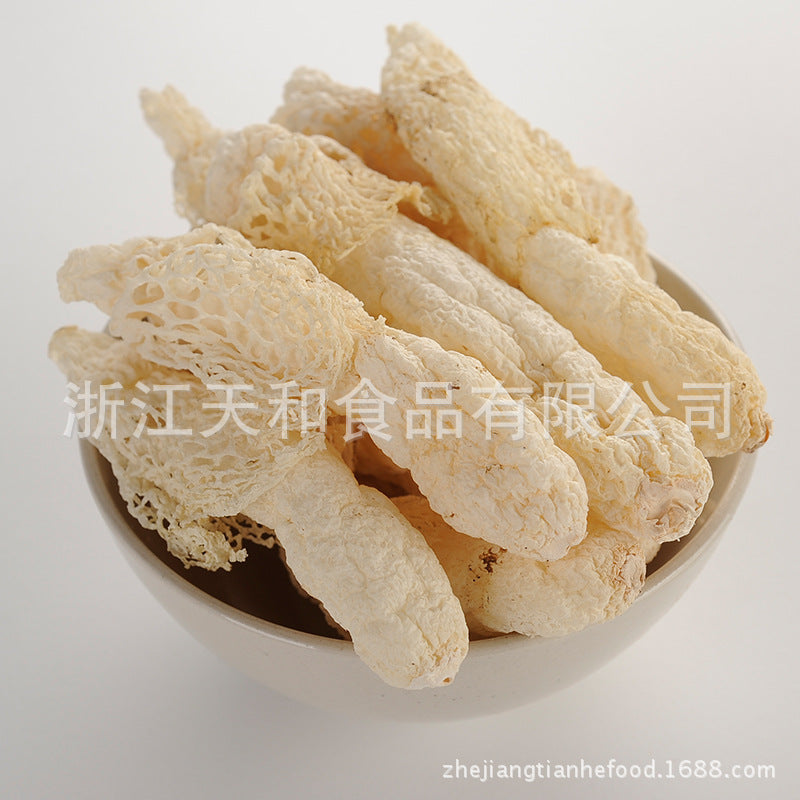 源头厂家供应贵州竹荪批发食用菌干货土特产礼品Direct from the manufacturer: wholesale supply of Guizhou bamboo fungus, dried edible fungi, local specialities and gift items
