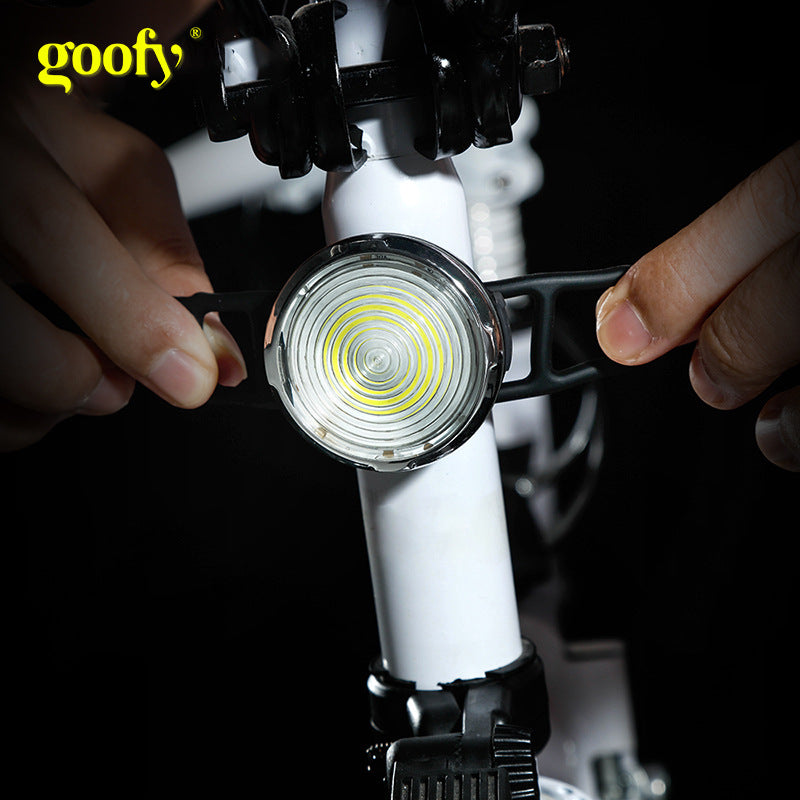 自行车尾灯警示夹灯USB充电骑行灯公路车骑行尾灯山地车灯Bicycle rear light, warning clip-on light, USB-rechargeable cycling light, road bike rear light, mountain bike light