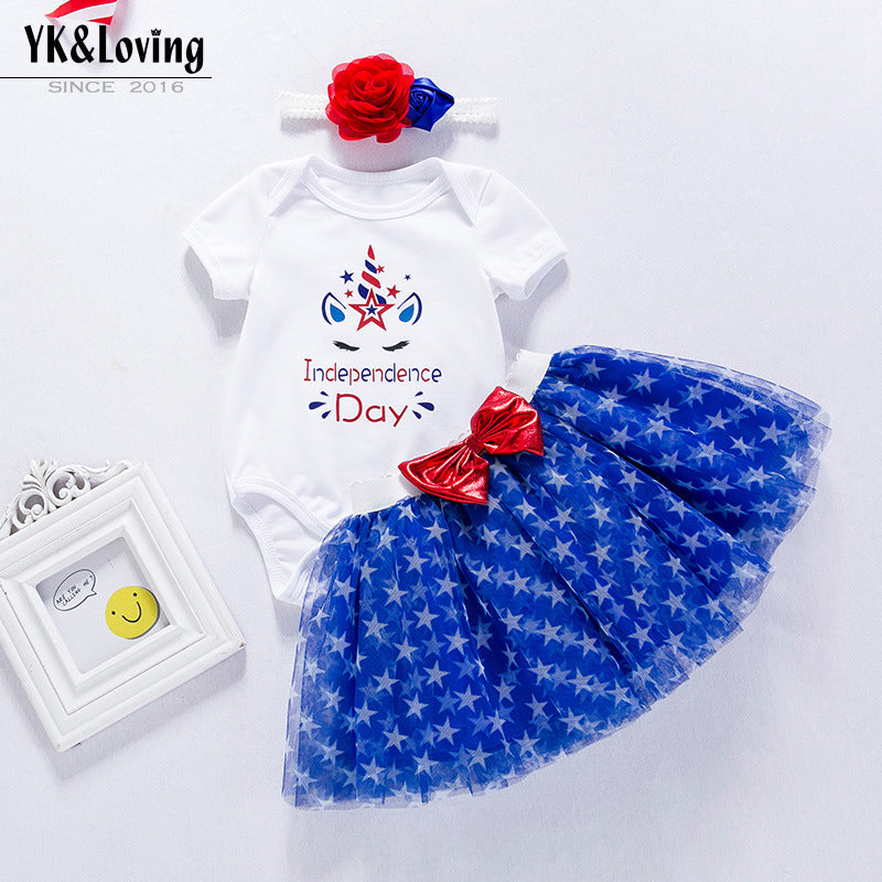 独立日婴儿服饰短袖哈衣蓝色星星半身裙发饰套装Independence Day Baby Outfit: Short-Sleeve Romper, Blue Star Skirt, and Hair Accessory Set