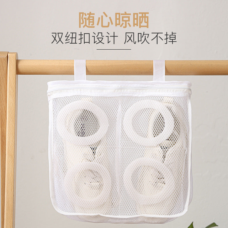 懒人洗鞋袋防变形加厚鞋套护洗袋机洗专用涤纶洗鞋袋网兜可挂晾晒Lazy Person’s Shoe Washing Bag – Deformation-Resistant, Thickened Shoe Covers, Protective Washing Bags, Machine-Washable Polyester Shoe Washing Bags, Mesh Bags Suitable for Hanging Out to Dry