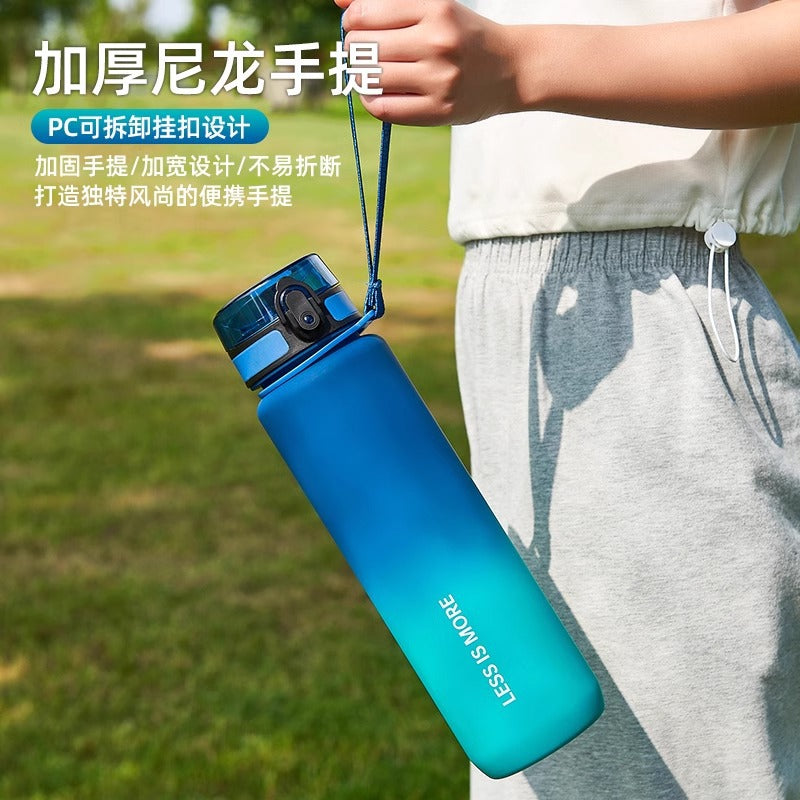 大号大容量水杯健身运动水壶食品级耐高温便携女学生夏季塑料杯Large, High-Capacity Water Cup; Fitness and Sports Water Bottle; Food-Grade, Heat-Resistant, Portable Plastic Cup for Female Students in Summer