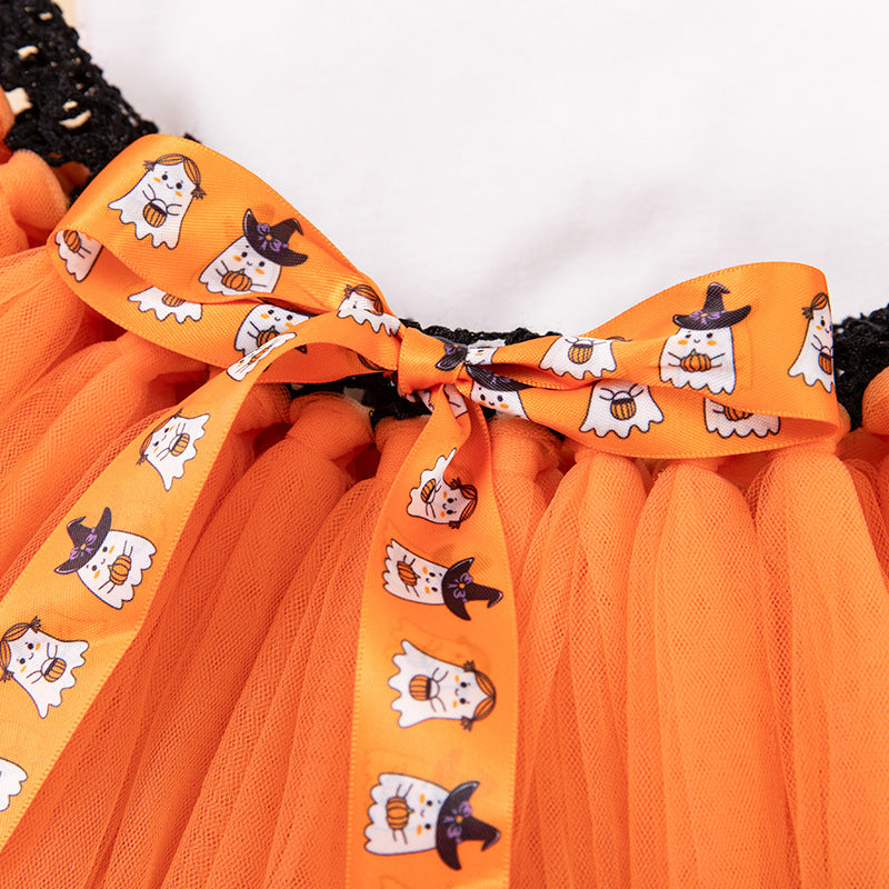 Halloween Costume: 100% Cotton Short-Sleeve Embroidered Witch Hat, Pumpkin Onesie, and Bow Handmade Skirt SetHalloween Costume: Short-Sleeve Embroidered Witch Hat, Pumpkin Onesie, and Bow Handmade Skirt Set