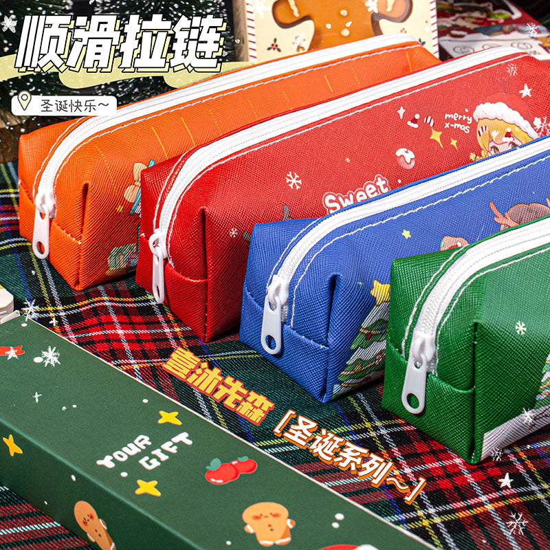 圣诞八角笔袋皮革材质防水笔袋耐磨耐用文具袋小礼物学生奖励文具Christmas Octagonal Pencil Case: Leather, Waterproof, Durable, and Wear-Resistant Stationery Bag—Perfect as a Small Gift or Student Reward