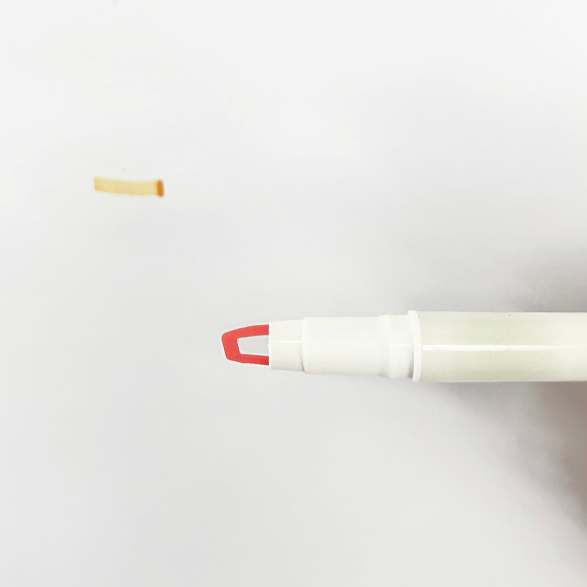 厂家供应护眼渐变双头荧光笔双头双色香味多色马卡龙荧光笔Manufacturer supplies eye-protecting gradient double-ended highlighter pens; double-ended, two-colour, scented, multi-coloured macaron-style highlighter pens
