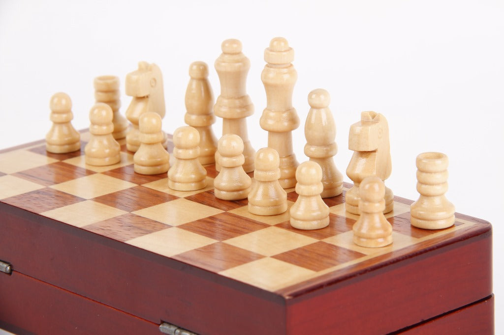 合利金厂家直销国际象棋 木制拼格国际象棋 定制木制棋盒国际象棋Helijin Factory Direct Sales of Chess Sets, Wooden Checkered Chess Sets, Customised Wooden Chess Box Sets