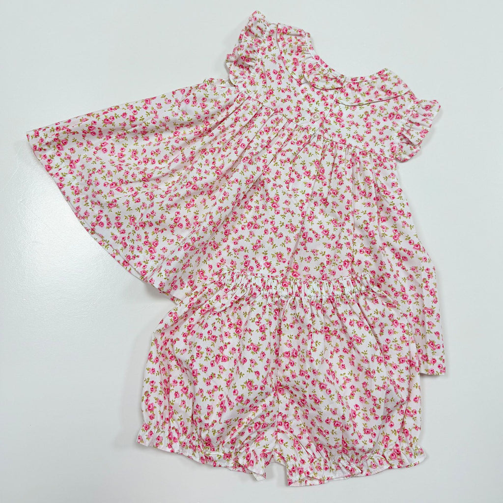 女童手工打揽绣花套装 Hand-Knitted Embroidered Outfit for Girls