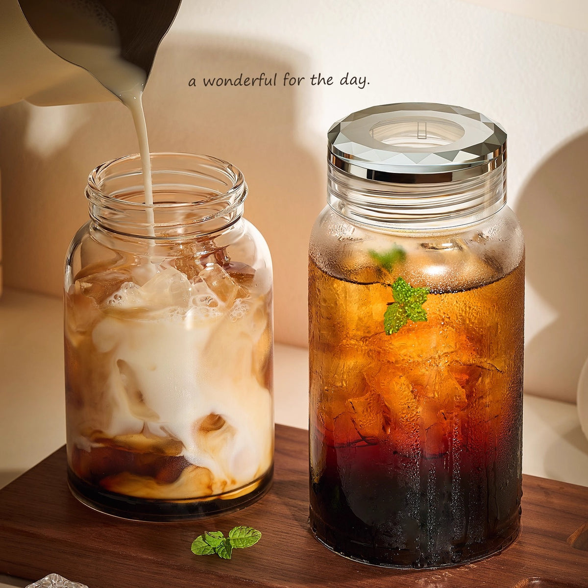 水晶盖玻璃杯咖啡杯子女高颜值高硼硅耐高温外出携带水杯Crystal-Lid Glass Cup, Coffee Cup for Men and Women—Stylish, High-Borosilicate, Heat-Resistant, Portable Water Bottle for On-the-Go