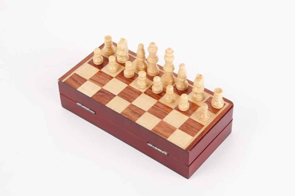 合利金厂家直销国际象棋 木制拼格国际象棋 定制木制棋盒国际象棋Helijin Factory Direct Sales of Chess Sets, Wooden Checkered Chess Sets, Customised Wooden Chess Box Sets