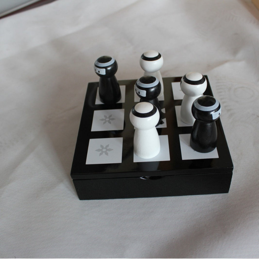 木制跳棋   人物造型3子游戏  高光 ox 象棋Wooden Checkers   Figurine-style 3-piece game  Highlighted Ox Chinese Chess