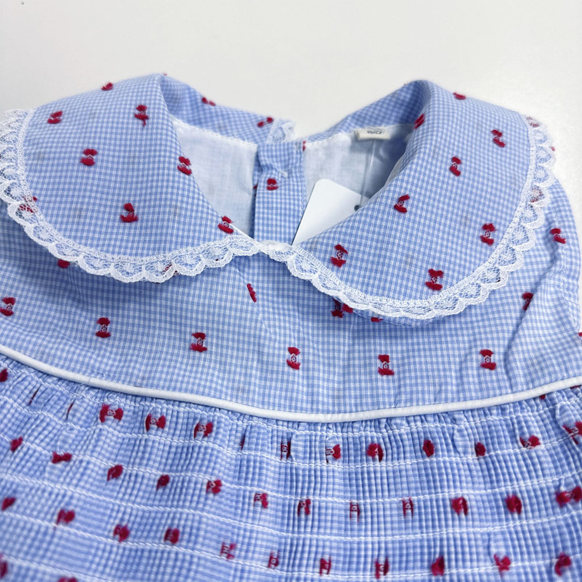 森系女童格子打揽时尚连衣裙夏季无袖棉布植绒公主裙 Forest-Style Girls' Checkered Wrap-Style Fashion Dress: Summer Sleeveless Cotton Flocked Princess Dress