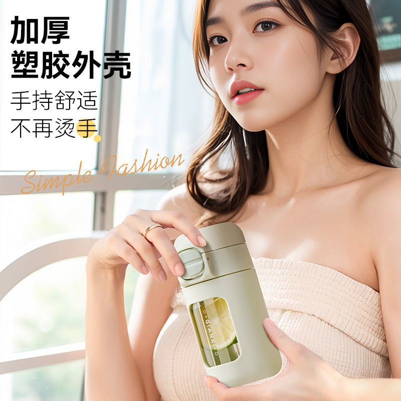 迷你小巧可爱小清新高硼硅玻璃杯 便携出行弹跳吸管水杯Mini, Compact, Cute, and Fresh-Looking Borosilicate Glass Cup—Portable Travel Cup with a Bouncy Straw