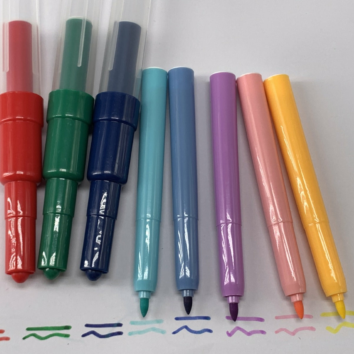 丙烯马克单头笔供应小孩绘画本不透色可变色吹吹笔喷画笔Acrylic marker pens, single-tip, for children’s art books; non-bleeding, colour-changing, blow-style spray pens