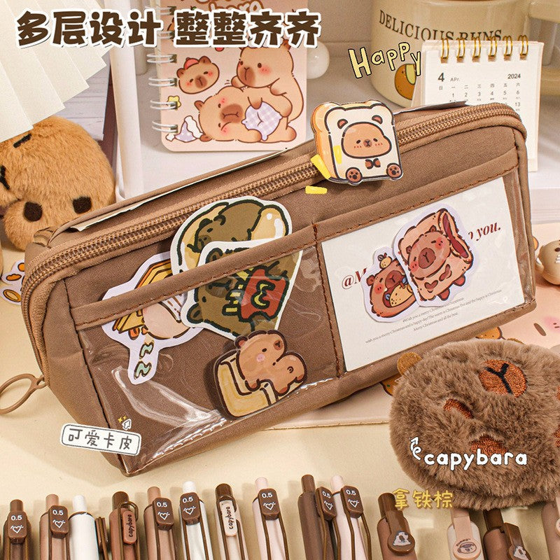 MOKA卡皮巴拉卡通枕头笔袋文具盒大容量时尚风学生高颜值文具盒MOKA Capybara Cartoon Pillow Pencil Case Stationery Box: Large Capacity, Fashionable, High-Quality Student Stationery Box