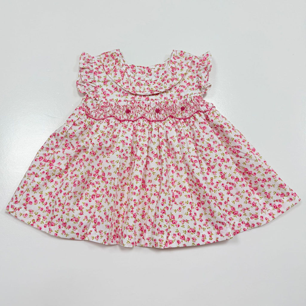女童手工打揽绣花套装 Hand-Knitted Embroidered Outfit for Girls