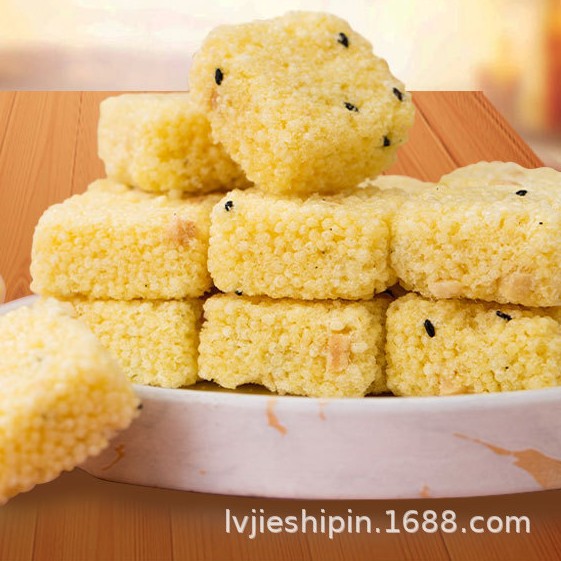 小米脆黑米酥米花糖特产糕点特色小吃爆款即食零食整箱批货批发Xiaomi Crispy Black Rice Puffs – Local Speciality Pastries, Unique Snacks, Best-Selling Ready-to-Eat Treats – Full Crates, Wholesale