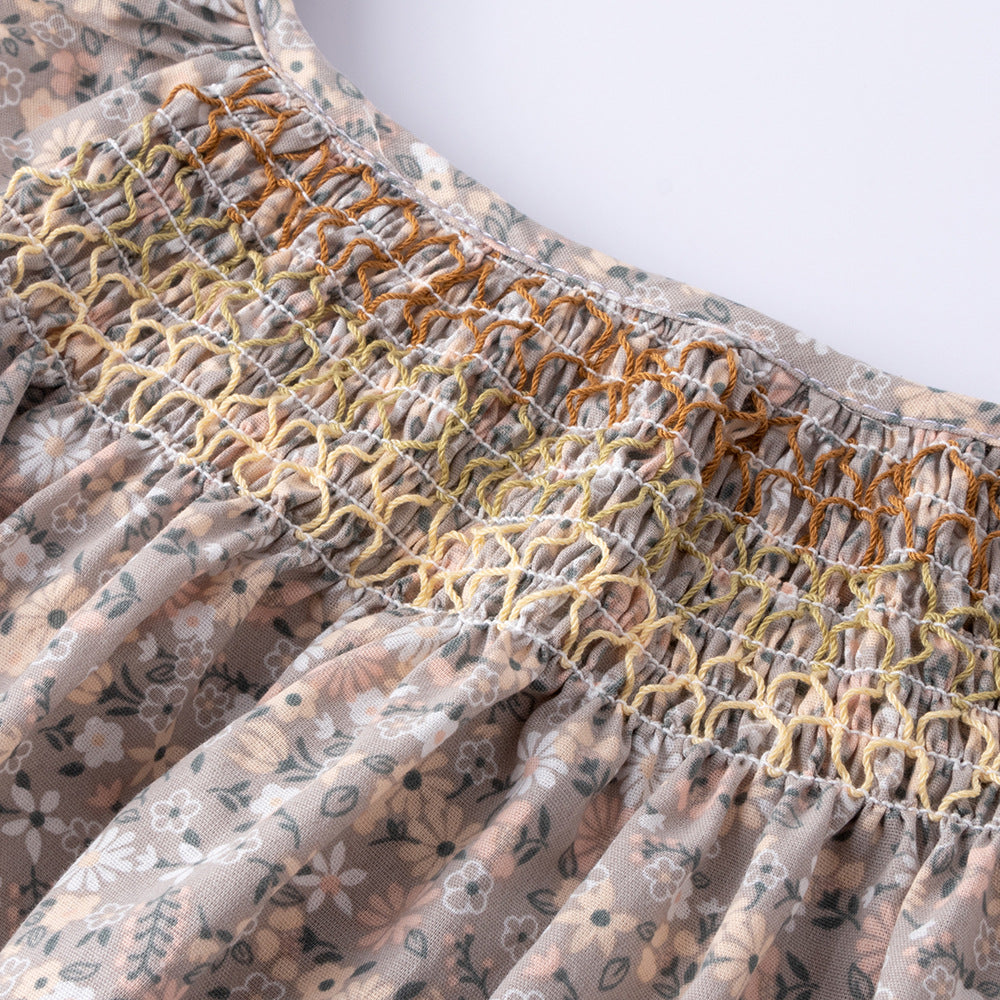 女童打缆飞袖连衣裙绣花婴儿裙田园风小碎花宝宝裙 Girls' Ruffle-Sleeve Dress, Embroidered Baby Dress, Rustic-Style Baby Dress with Small Floral Print