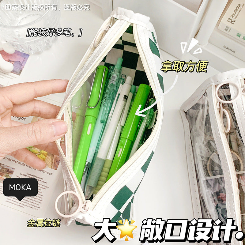 简约三层大容量笔袋ins风黑白棋盘格透明文具袋学生用考试铅笔袋Minimalist 3-Compartment Large-Capacity Pencil Case, Black-and-White Checkered Pattern, Transparent Stationery Pouch, Student Exam Pencil Case