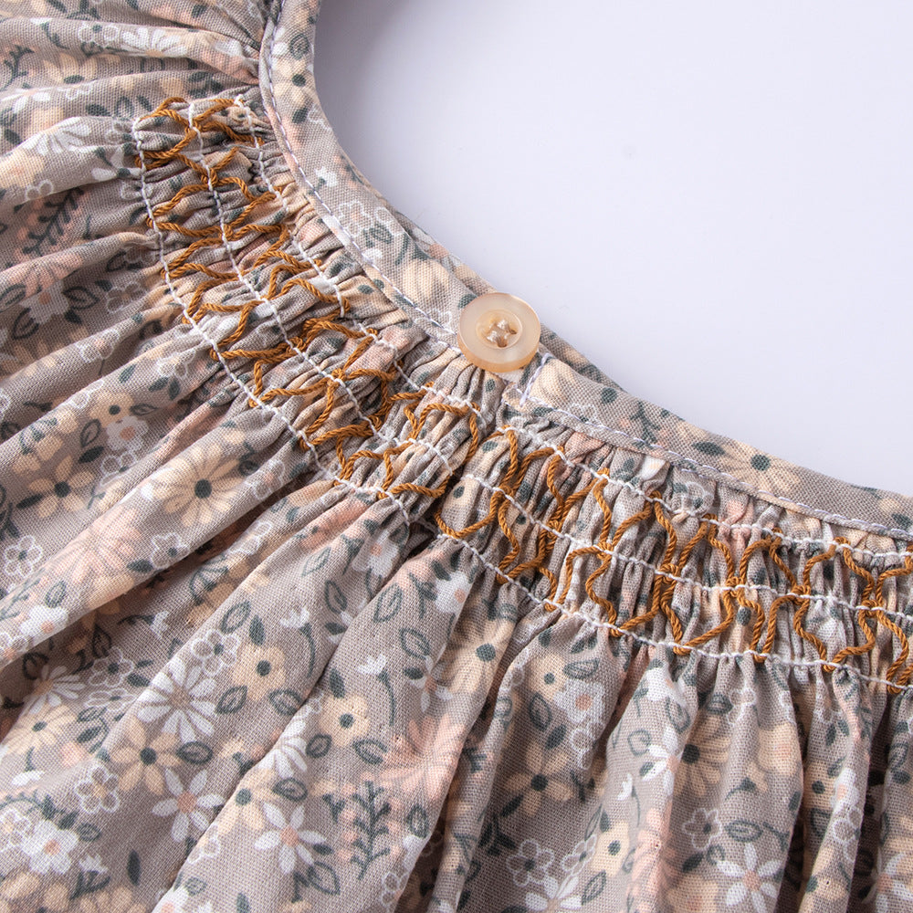 女童打缆飞袖连衣裙绣花婴儿裙田园风小碎花宝宝裙 Girls' Ruffle-Sleeve Dress, Embroidered Baby Dress, Rustic-Style Baby Dress with Small Floral Print