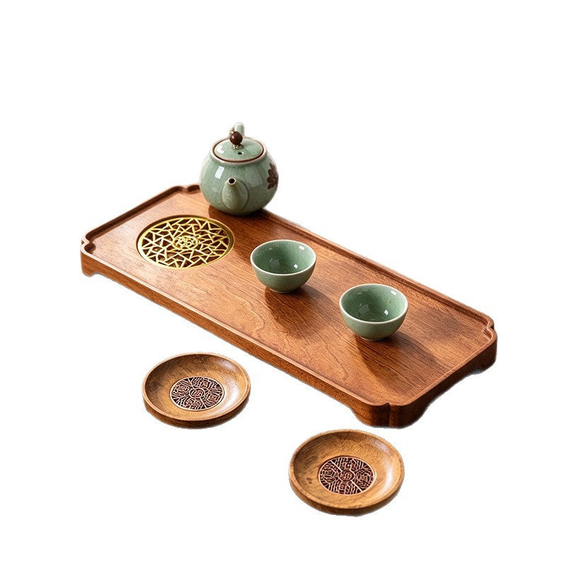 新中式实木长茶盘黄铜镂空排水茶托家用干泡台功夫茶具茶杯垫套装New Chinese-style solid wood long tea tray with brass openwork drainage saucer – home-use dry-brewing station, Gongfu tea set with tea cup coasters
