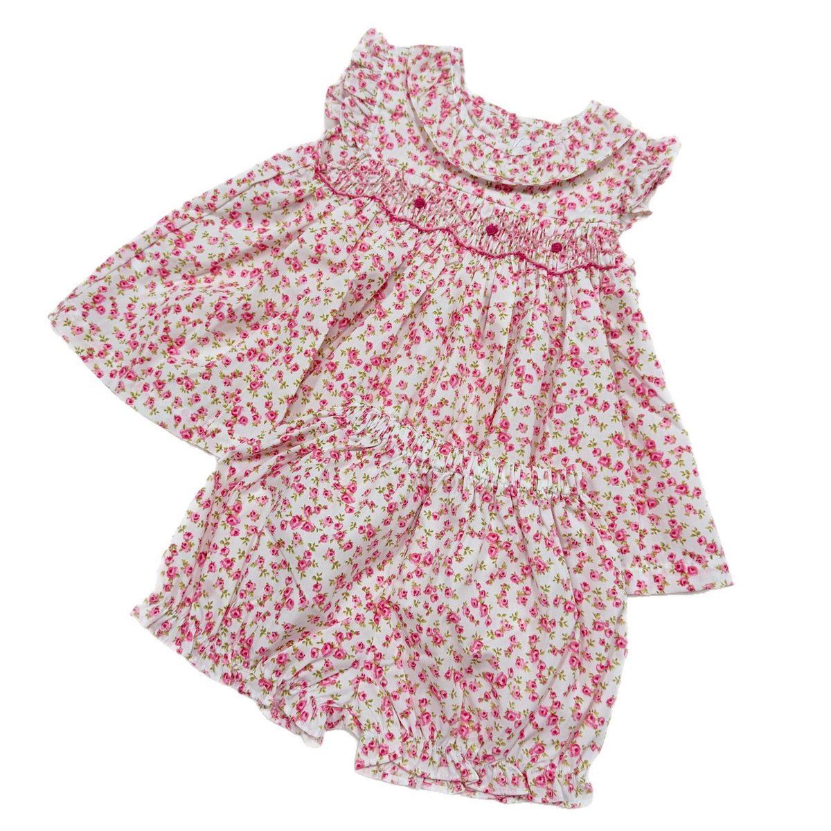 女童手工打揽绣花套装 Hand-Knitted Embroidered Outfit for Girls