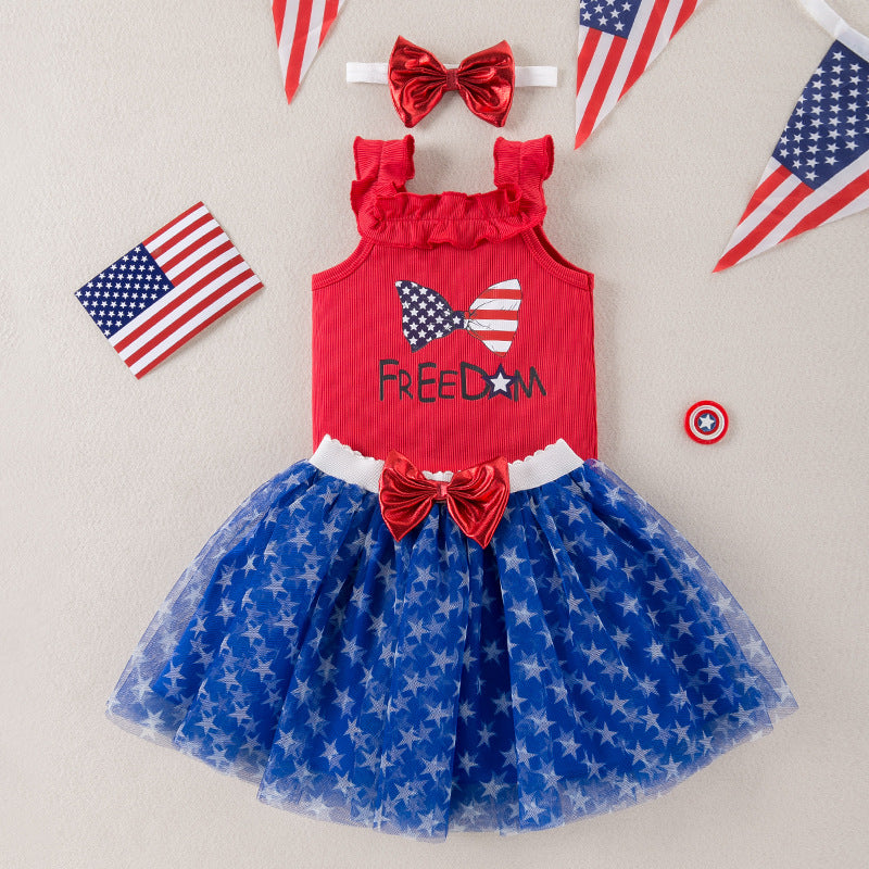 童装独立日宝宝服饰荷叶花边吊带哈衣蝴蝶结星星半身裙派对服Independence Day Baby Outfits—Ruffled Strapless Rompers, Bow-Adorned Star-Printed Skirts, Party Dresses