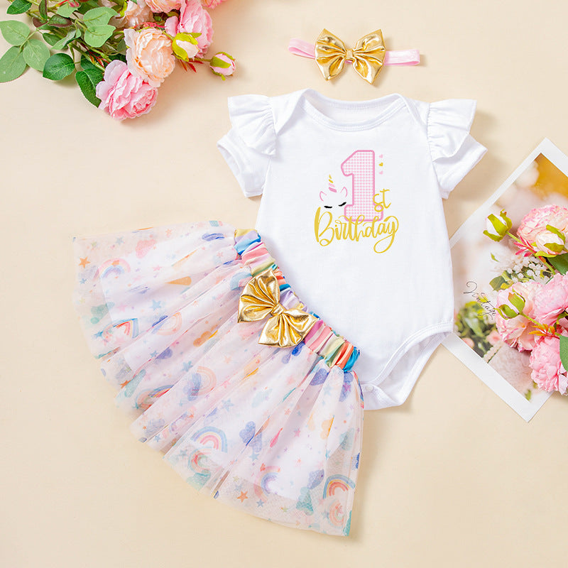 四季款宝宝节日派对套装荷叶边短袖哈衣彩虹半身裙发饰3件套All-Season Baby Holiday Party Set: Ruffled Short-Sleeve Onesie, Rainbow Skirt, and Hair Accessory—3-Piece Set