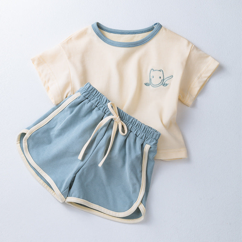 夏薄款男女宝宝休闲纯棉两件套卡通刺绣T恤短裤套装 Two-Piece Set for Baby Boys and Girls: T-Shirt and Shorts Set with Cartoon Embroidery