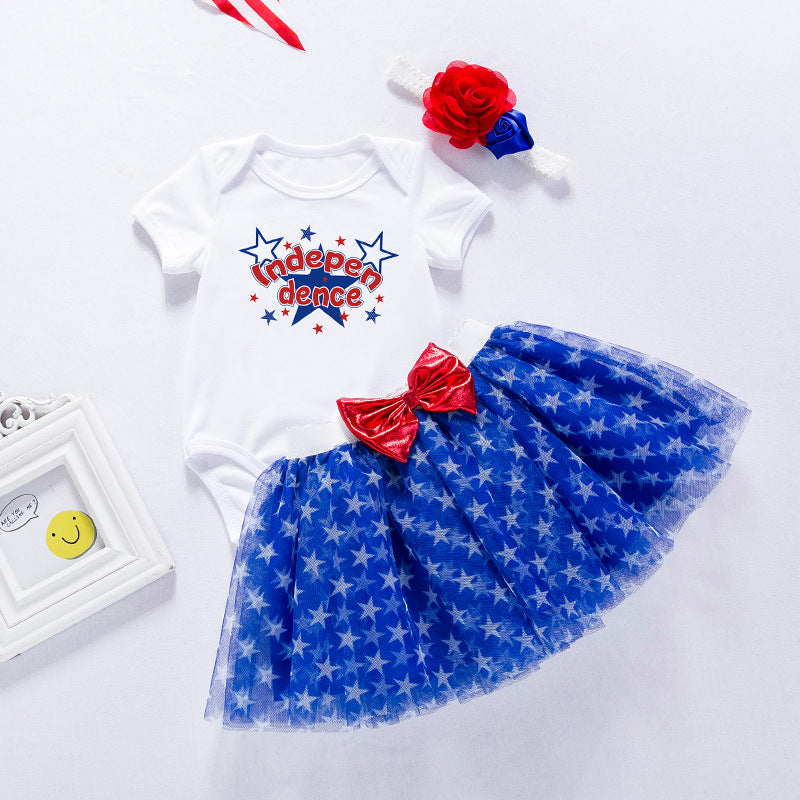 独立日婴儿服饰短袖哈衣蓝色星星半身裙发饰套装Independence Day Baby Outfit: Short-Sleeve Romper, Blue Star Skirt, and Hair Accessory Set